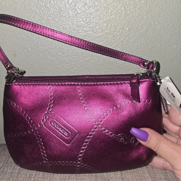 Sold Nwt Coach Jewel Pink Mini Bag Wristlet New - Picture 4 of 6